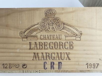 12 CHATEAU LABEGORCE 1997
12 bouteilles de...
