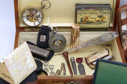 Lots of various display items including:
-...