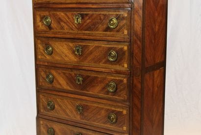 Semainier d'époque Louis XVI en bois et marqueterie...