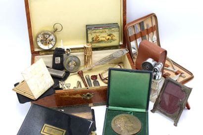 Lots of various display items including:
-...