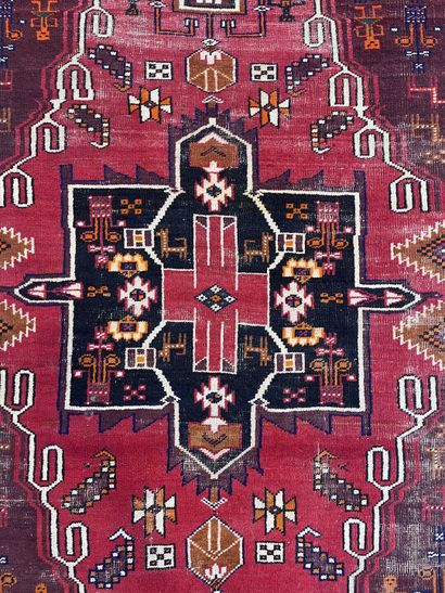 Tapis Beloutchistan afghan 
Usures 
Dimensions...