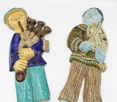 CERAMICS OF KERBIGOT. Meeting of two characters...