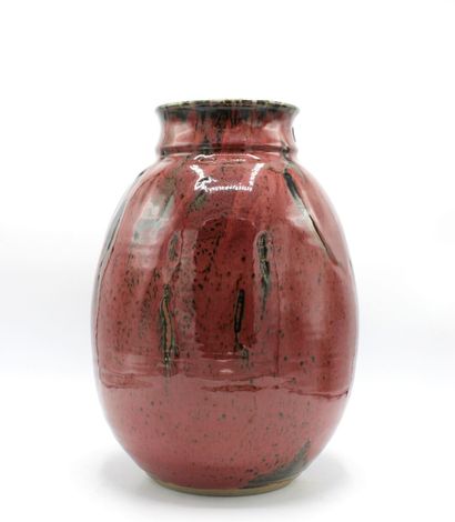 Charles HAIR (né en 1955). Grand vase en...