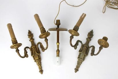 Pair of electrified sconces in gilt bronze.
Height...