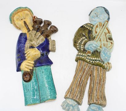 CERAMICS OF KERBIGOT. Meeting of two characters...