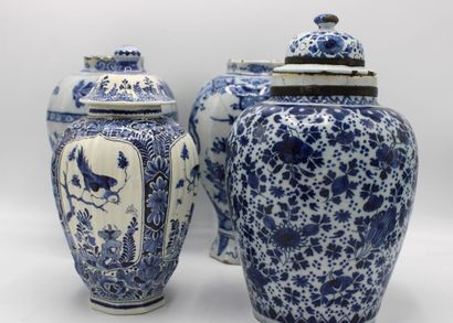 Set of four glazed earthenware pots.
Heights...