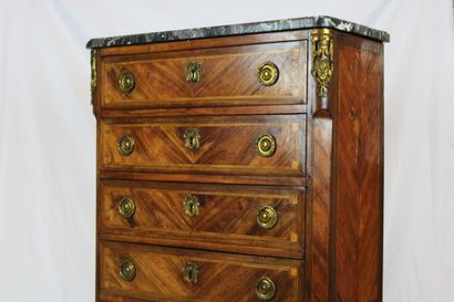 Semainier d'époque Louis XVI en bois et marqueterie...