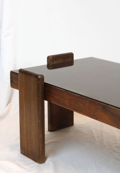Table basse en bois et plateau en verre fumé...