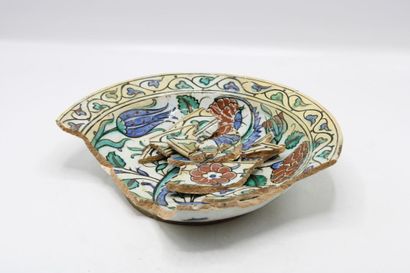 Two tabak dishes with floral decoration,...