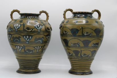 Louis LOURIOUX (1874-1930). Deux vases en...