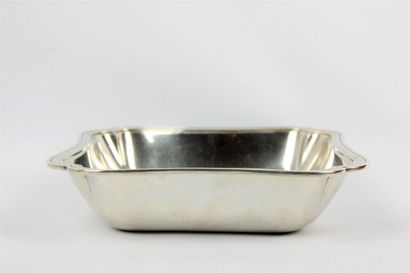 Corbeille en argent de forme carrée les angles...