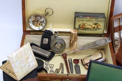 Lots of various display items including:
-...