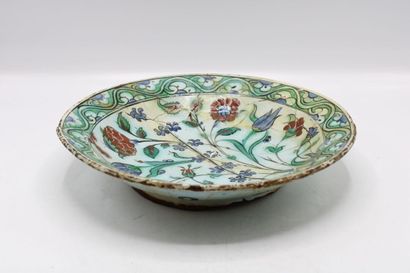 Two tabak dishes with floral decoration,...
