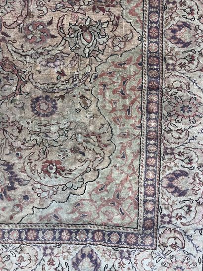 Tapis Cesaree soyeux 
En coton mercerisé...