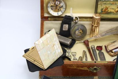 Lots of various display items including:
-...