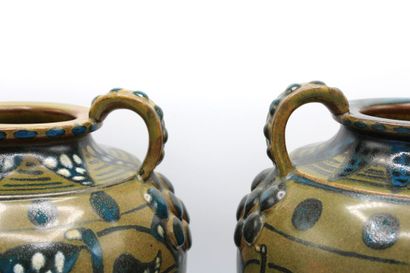 Louis LOURIOUX (1874-1930). Deux vases en...