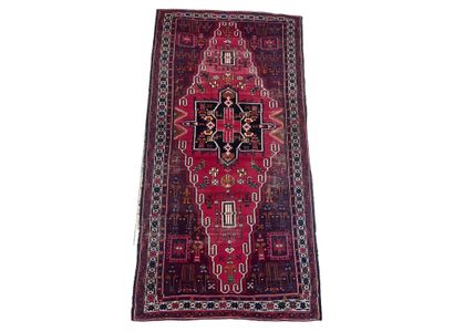 Tapis Beloutchistan afghan 
Usures 
Dimensions...