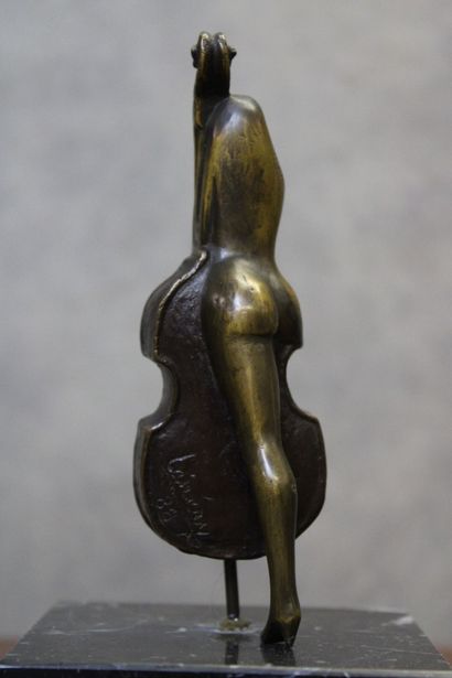 LERERY
School of the XXth century, Woman...