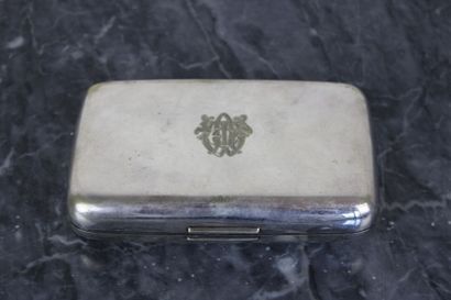 Box out of silver plated metal quantified...