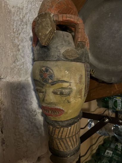 AFRICA. Carved head in polychrome wood with...