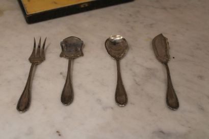 Mignardise service in silver, Minerve mark,...