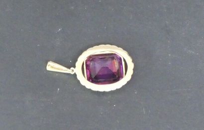 Pendentif en or.
Pendant in gold & Amethyst...