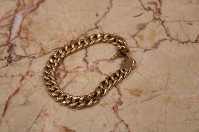 Yellow gold bracelet, eagle head hallmark,...