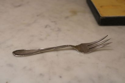 Mignardise service in silver, Minerve mark,...