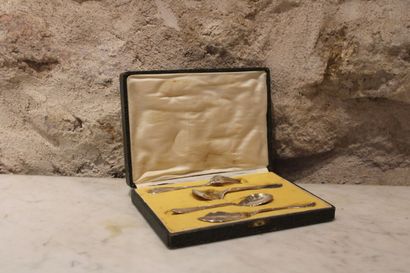 Mignardise service in silver, Minerve mark,...