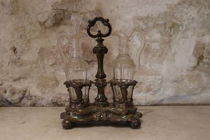 Oil and vinegar cruet in silver, Minerva...
