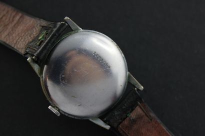 ZENITH
Montre bracelet en acier chromé. Boitier...