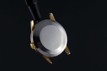 OMEGA réf.131.001-62 SC
Montre bracelet plaquée...