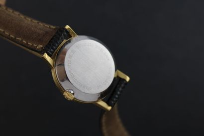 MOVADO/ZENITH Museum réf.20.0510.305
Montre...