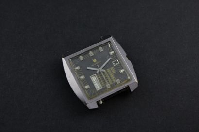 LIP Calendrier
Montre bracelet en acier....