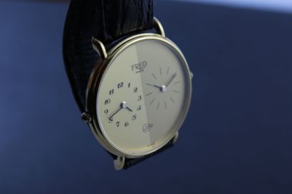 FRED Paris Dual Time
Montre bracelet plaquée...