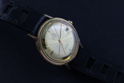 SANDOZ
Montre bracelet plaquée or. Boitier...