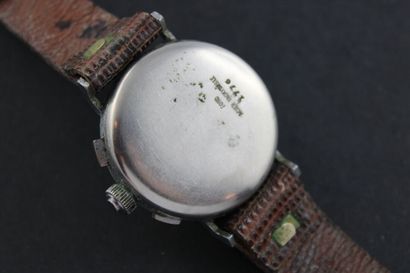 ANONYME
Chronographe bracelet chromé. Boitier...