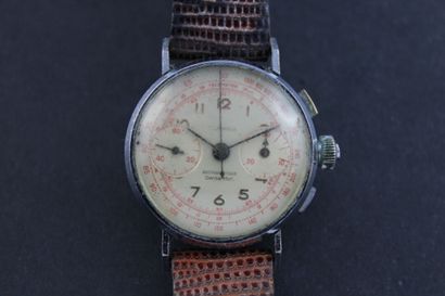 ANONYME
Chronographe bracelet chromé. Boitier...
