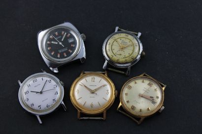 Lot de 5 montres
Comprenant : -Kelton, mécanique,...