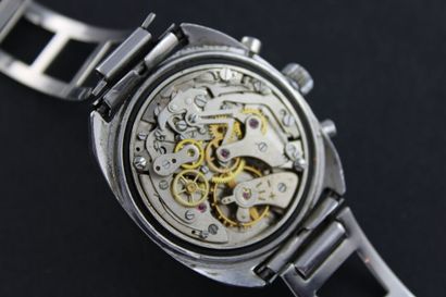 ANONYME n°5476
Chronographe en acier. Boitier...