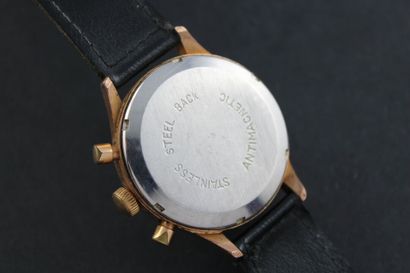 CARAVELLE
Chronographe bracelet plaqué or....