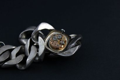 ALEXIS BARTHELAY
Montre de dame en argent....