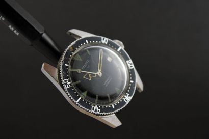 PILOTE SA Skindiver
Montre bracelet en acier....
