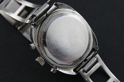 ANONYME n°5476
Chronographe en acier. Boitier...