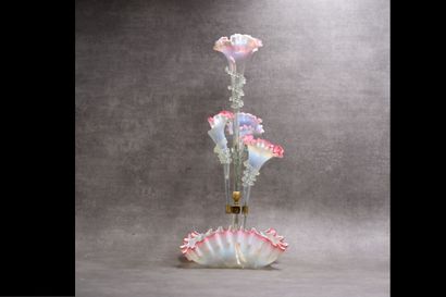 Glass centerpiece with four tulips. Height:...