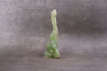 CHINE. Sujet en jadéite sculpté représentant...