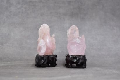 CHINE. Paire de volatile en jade sculpté,...