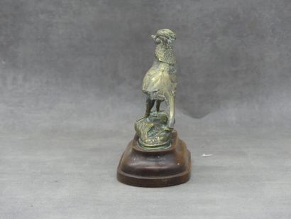 TRODOUX (dans le goût de), Volatile en bronze...