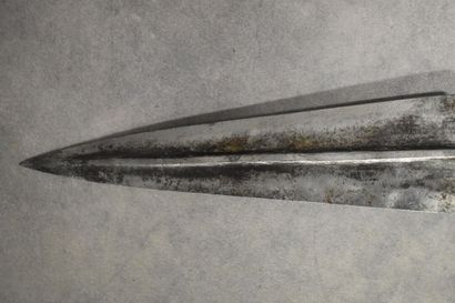 AFRIQUE. Réunion de trois armes comprenant...