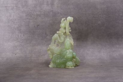 CHINE. Sujet en jadéite sculpté représentant...